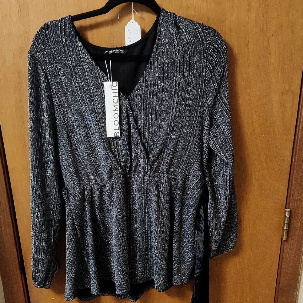 Bloomchic Black Women's Sparkly Top. Size XL